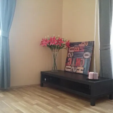 Not Possible To Book !!! Vltavska B * Praga